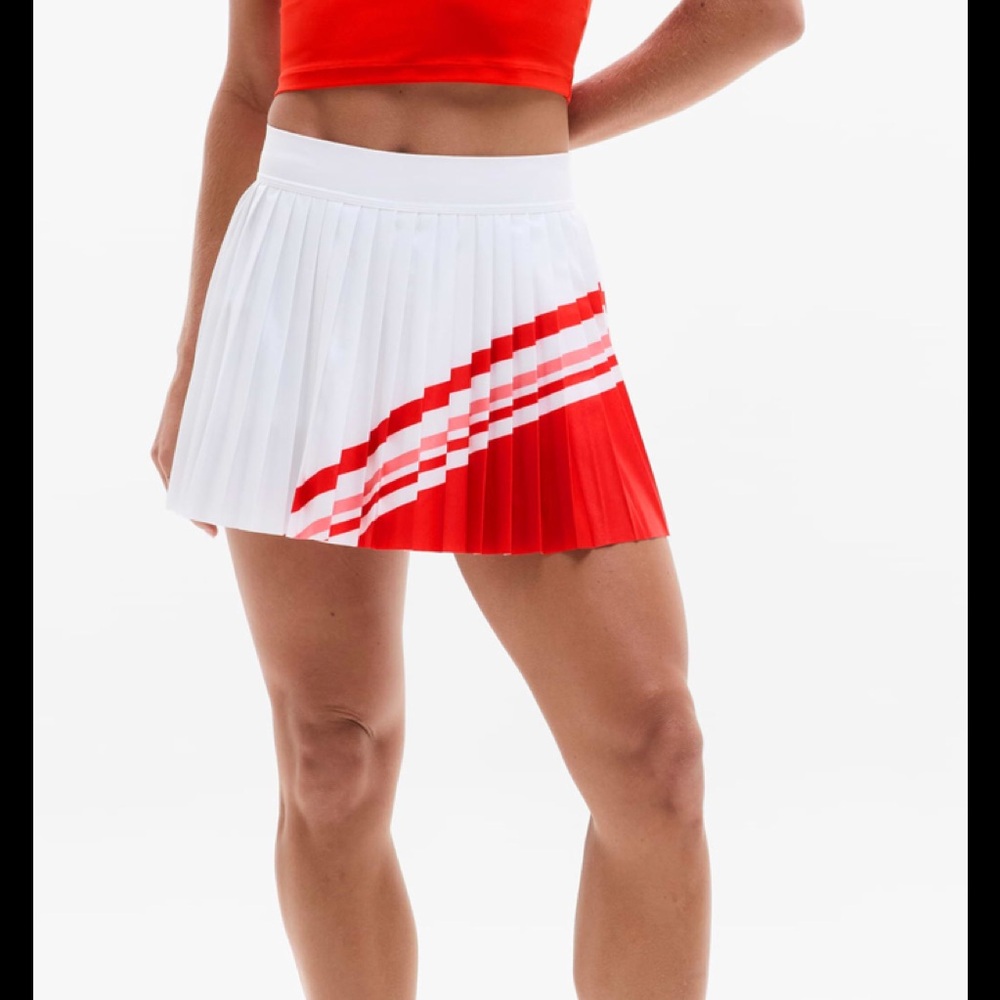 New with tag - Athleta match point pleated skort